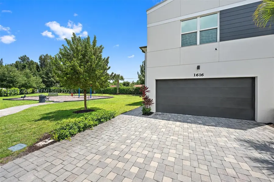 1616 Lindley St, Mangonia Park, FL 33407 - #2
