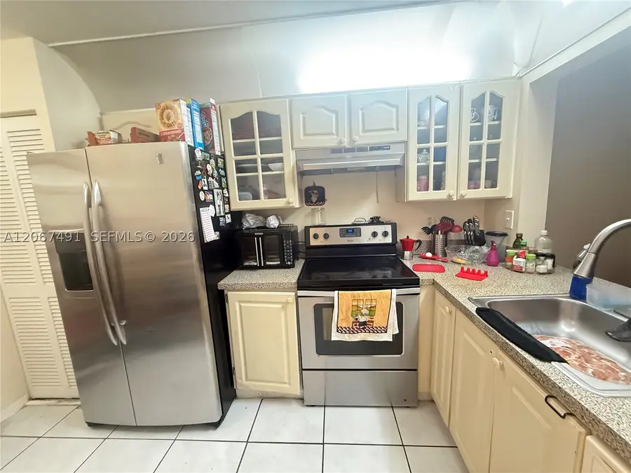 422 NE 210th Cir Ter #105-1, Miami, FL 33179 - #3