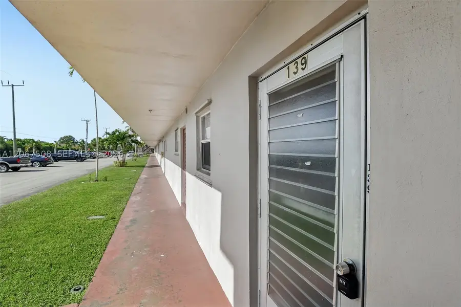 200 Bonnie Blvd #139, Palm Springs, FL 33461 - #3
