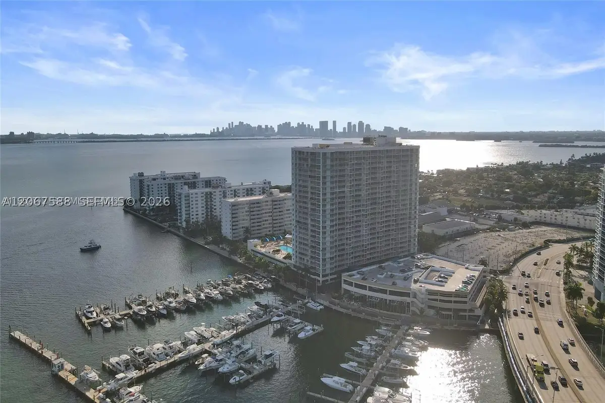 7601 E Treasure Dr #902, North Bay Village, FL 33141 - #1