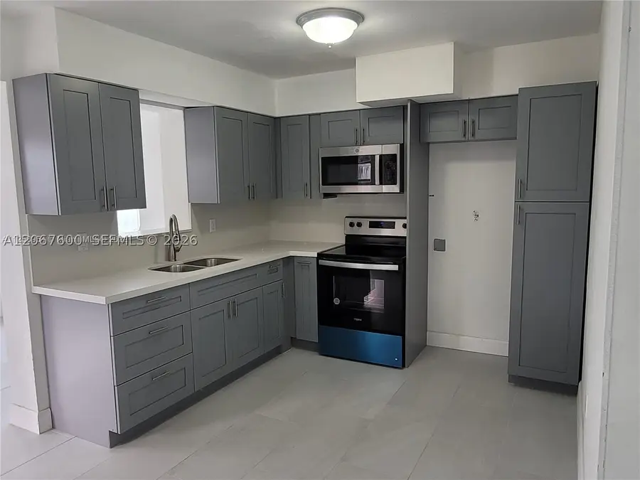 7817 Panama St, Miramar, FL 33023 - #2