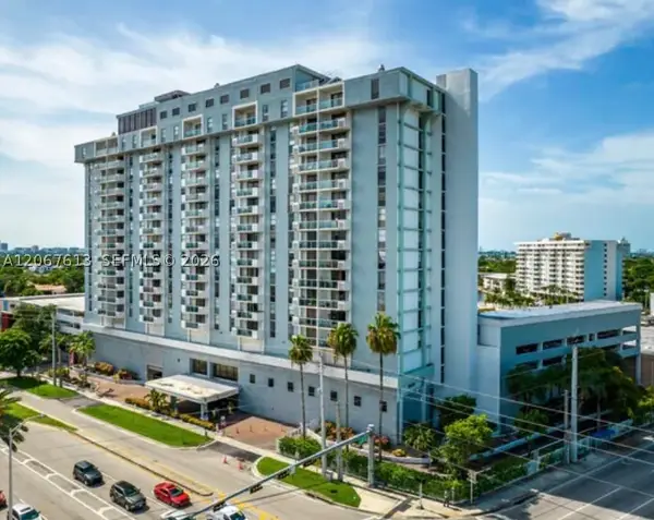 13499 Biscayne Blvd #PH1712, North Miami, FL 33181