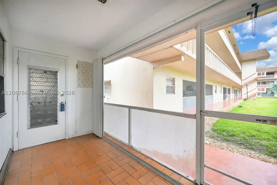 5300 Washington St #R110, Hollywood, FL 33021 - #3