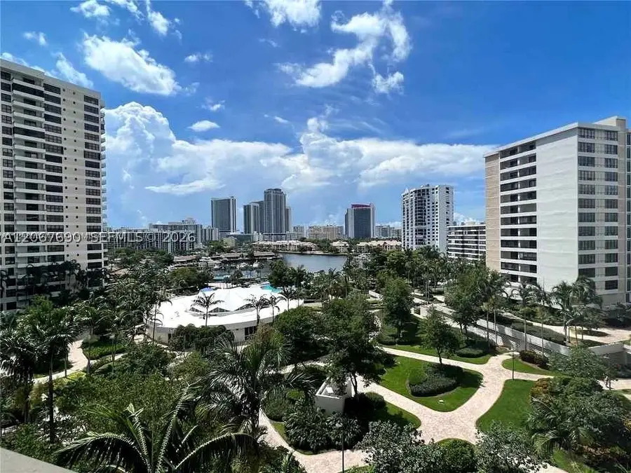 600 Three Islands Blvd #1113, Hallandale Beach, FL 33009 - #3