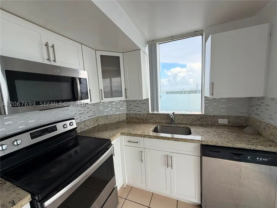 7601 E Treasure Dr #2220, North Bay Village, FL 33141 - #3