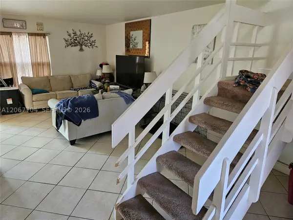 517 SW 1st Ct, Boynton Beach, FL 33435