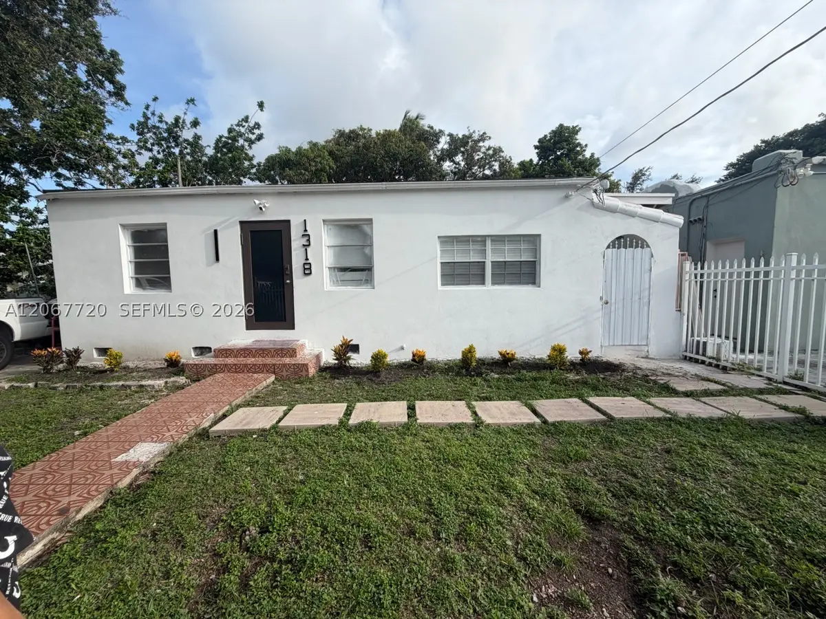 1318 NW 34th St, Miami, FL 33142 - #1