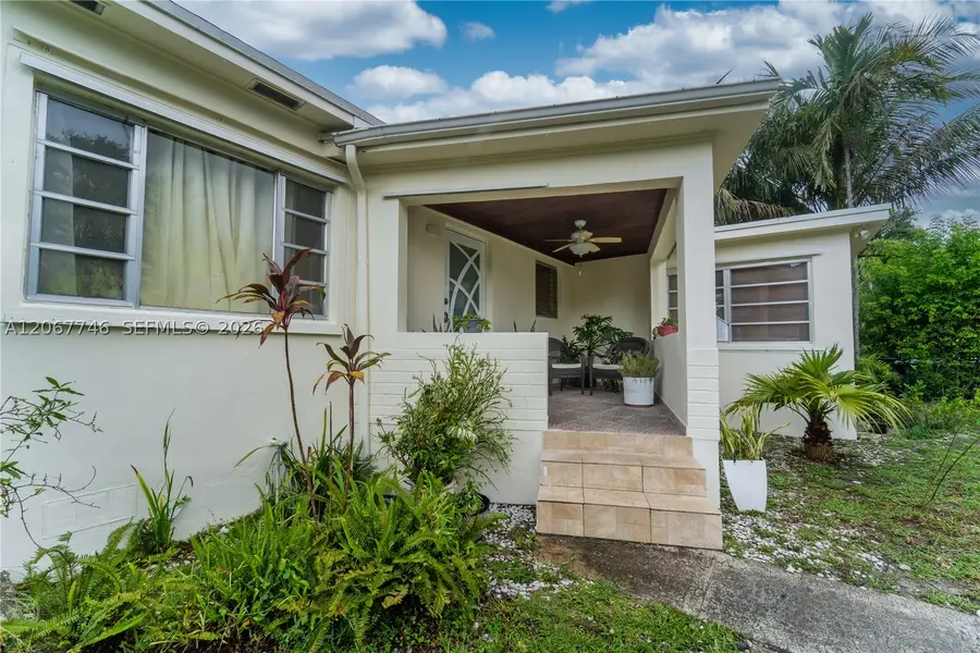 6250 NW 41st St, Virginia Gardens, FL 33166 - #3