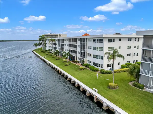 28 Yacht Club Dr #202, North Palm Beach, FL 33408