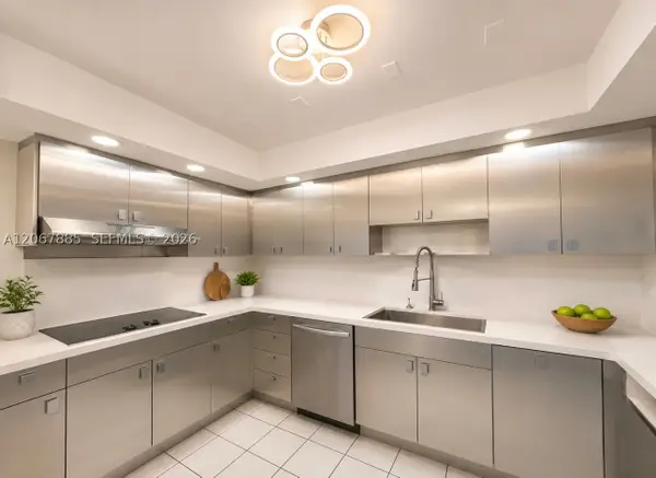 406 Saint Andrews Rd #53, Hollywood, FL 33021