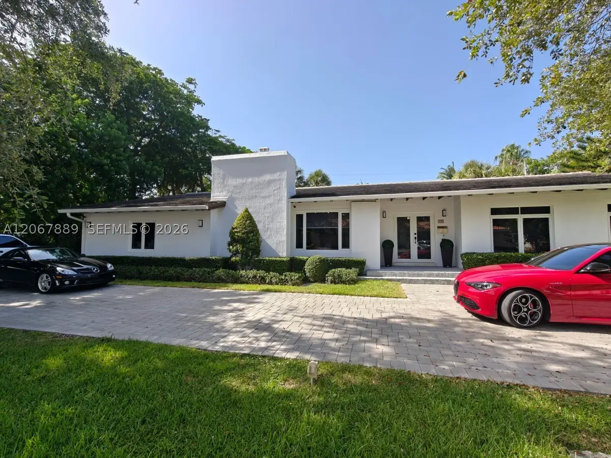 19 W Sunrise Ave, Coral Gables, FL 33133 - #1