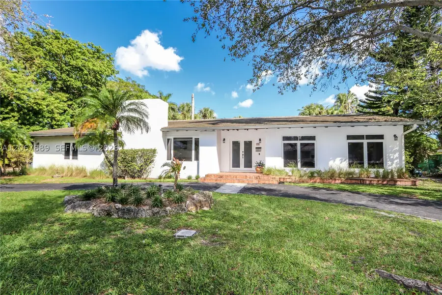 19 W Sunrise Ave, Coral Gables, FL 33133 - #2