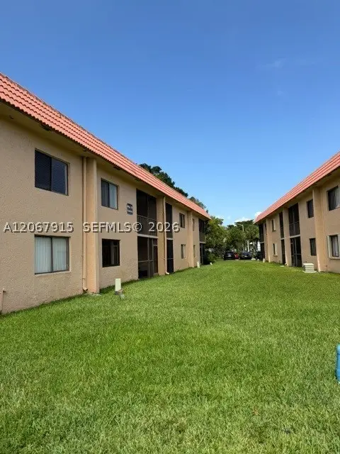 164 Lakeview Dr #204, Weston, FL 33326 - #2