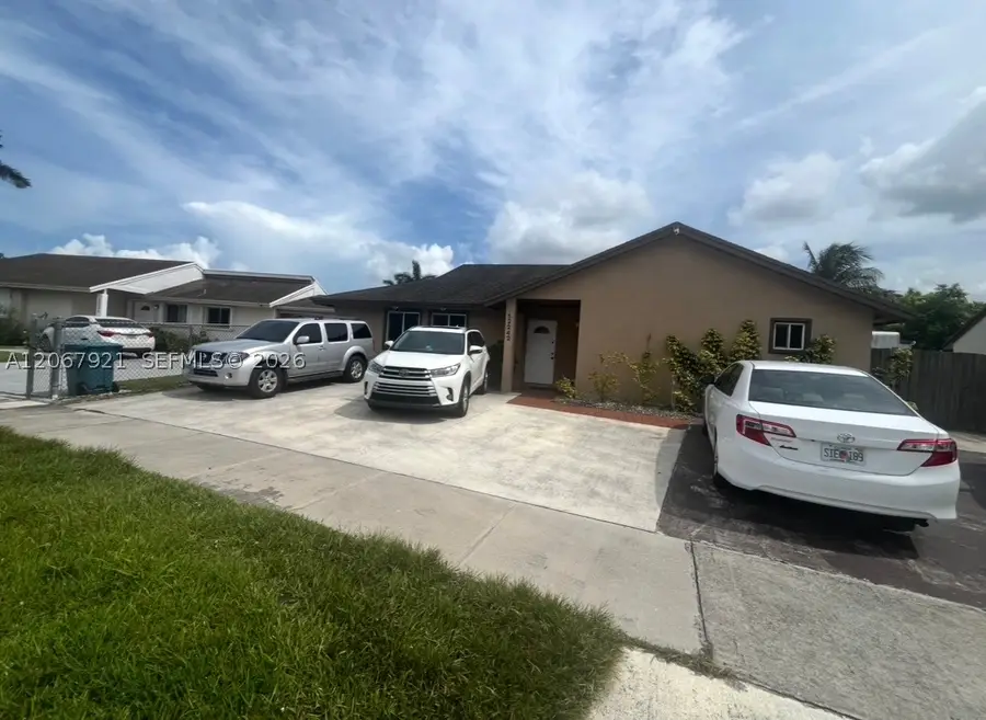 12242 SW 210th St, Miami, FL 33177 - #2