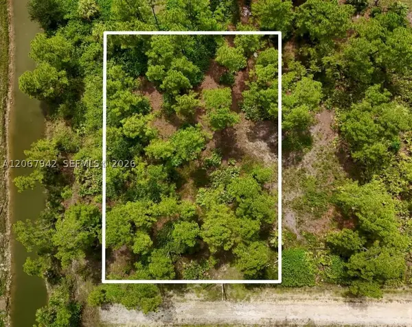 1201 Louis Ave, Lehigh Acres, FL 33972
