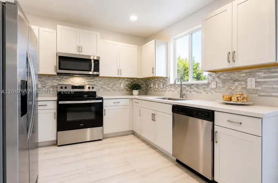 1056 SE 23rd Ave, Homestead, FL 33035 - #2