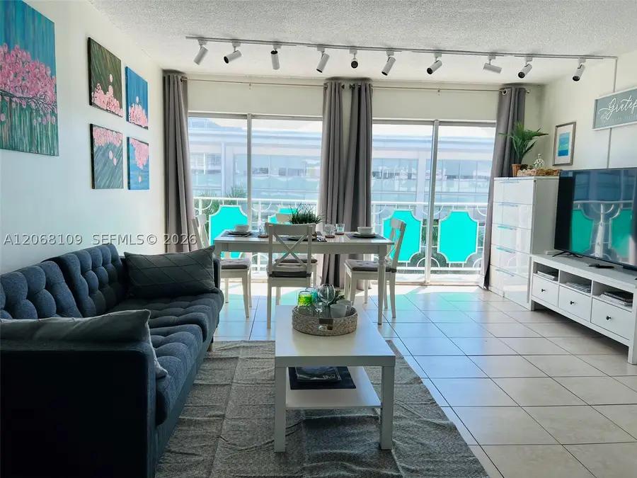1732 Meridian Ave #701, Miami Beach, FL 33139 - #2