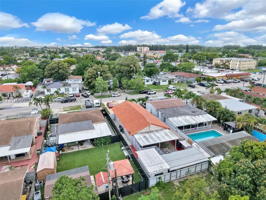 451 E 37st, Hialeah, FL 33013 - #2