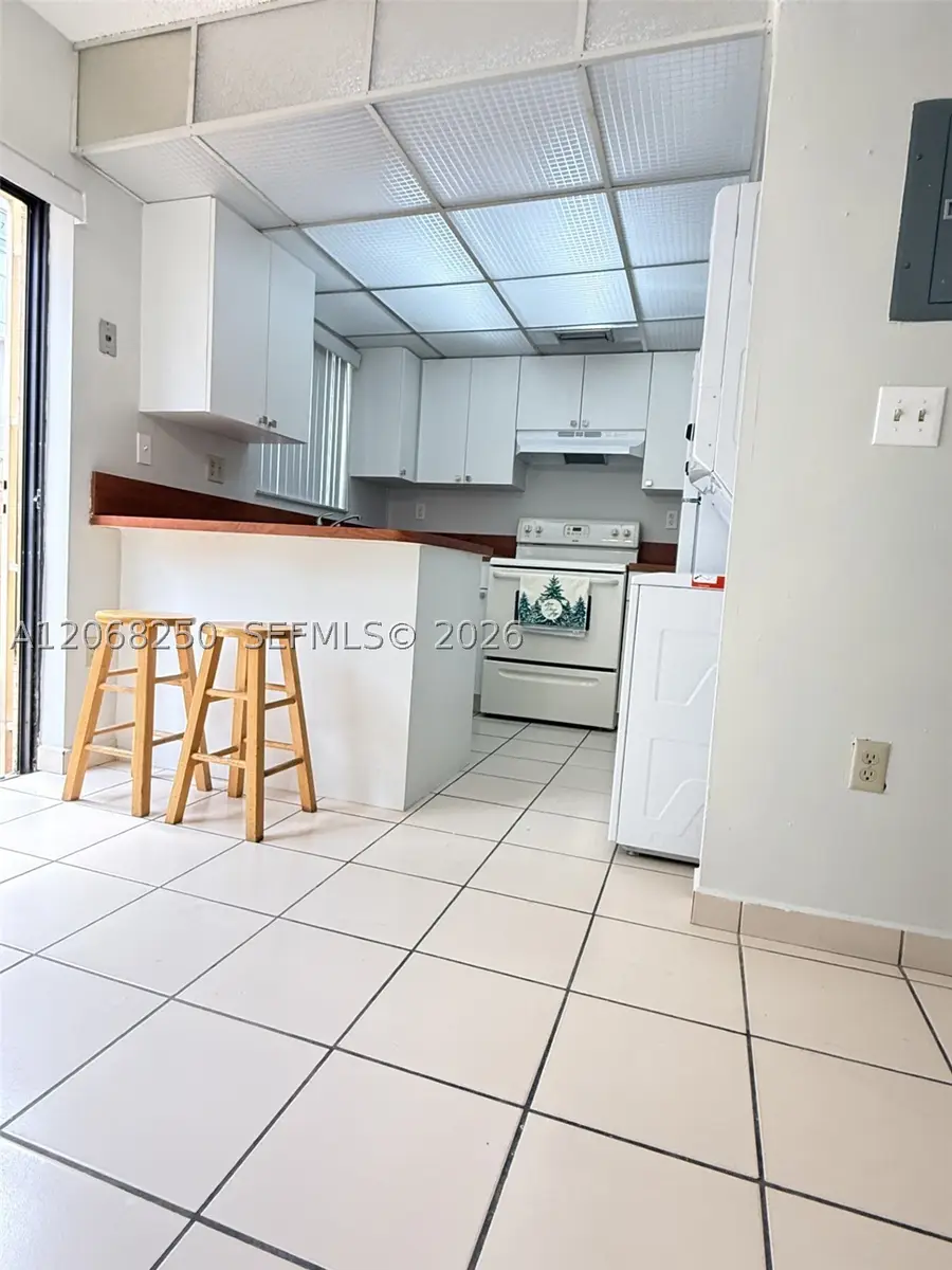 1701 W 42nd Pl #10, Hialeah, FL 33012 - #3