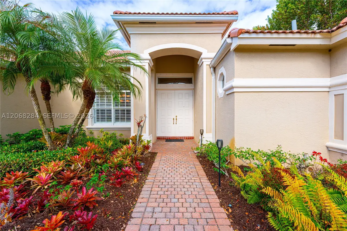 6918 SE Sleepy Hollow Ln, Stuart, FL 34997 - #1