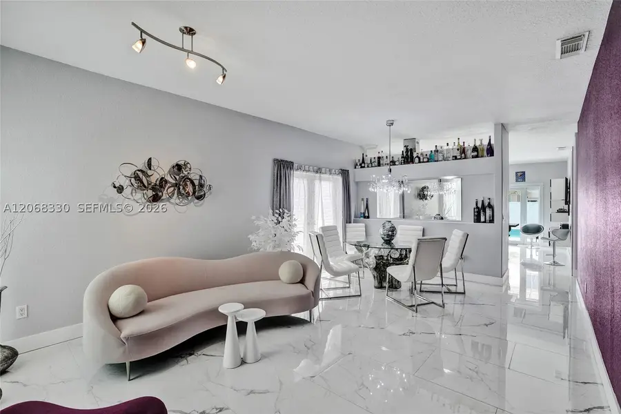 8816 NW 149th Ter, Miami Lakes, FL 33018 - #2