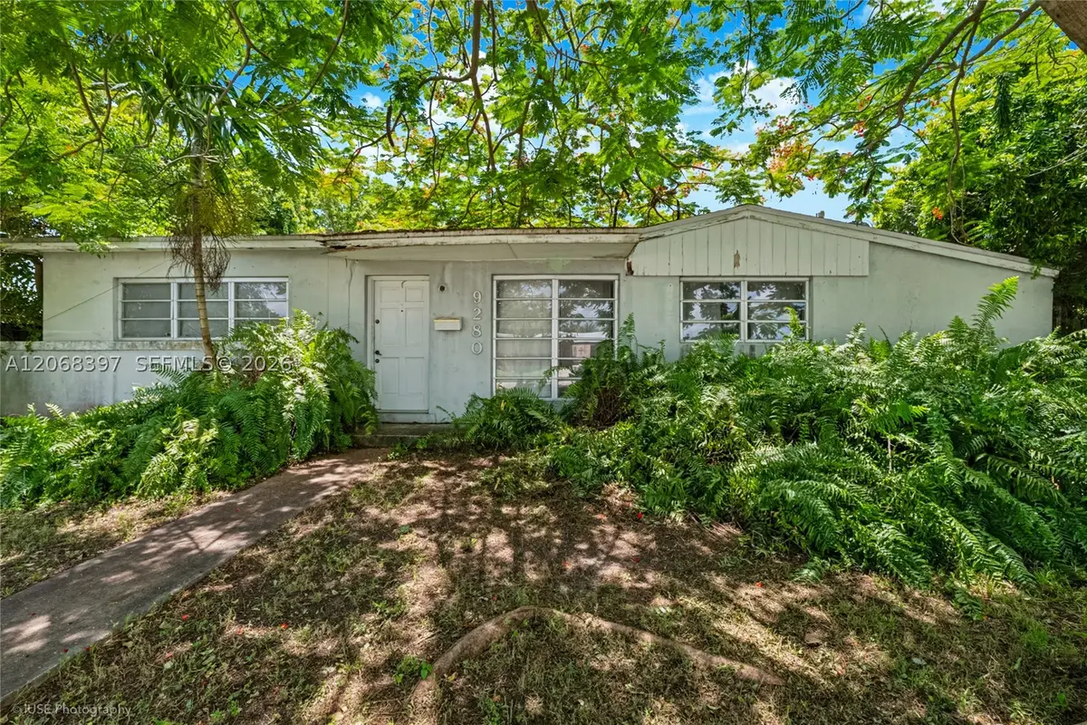 9280 Nautilus Dr, Cutler Bay, FL 33189 - #1