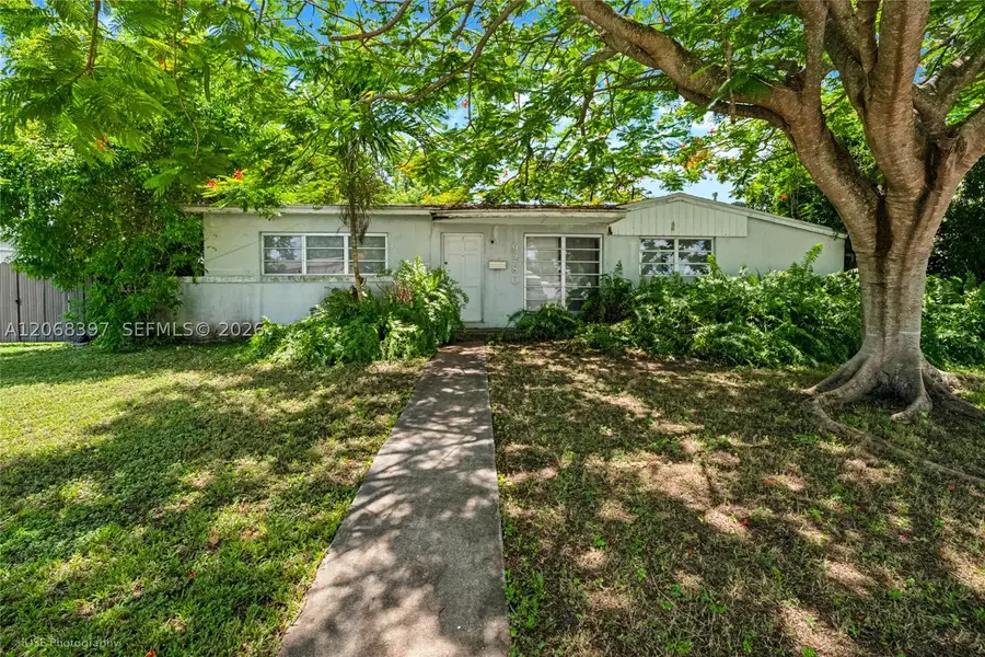9280 Nautilus Dr, Cutler Bay, FL 33189 - #2