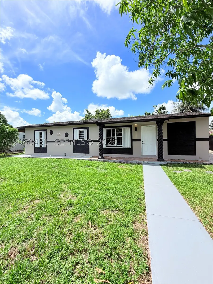 4492 NW 180th St, Miami Gardens, FL 33055 - #3