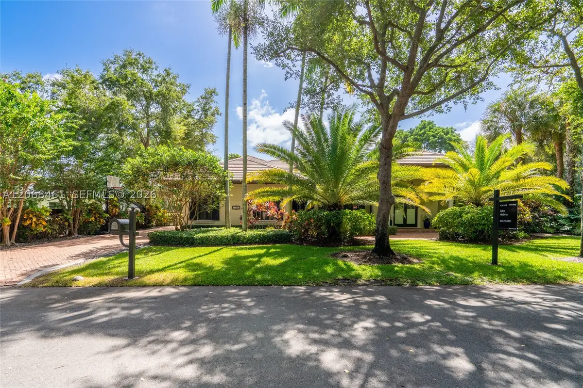 10601 SW 72nd Ct, Pinecrest, FL 33156 - #1