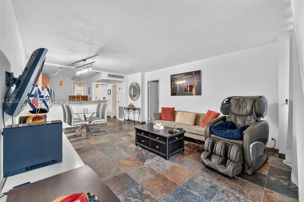 3301 N Country Club Dr #110, Aventura, FL 33180 - #1