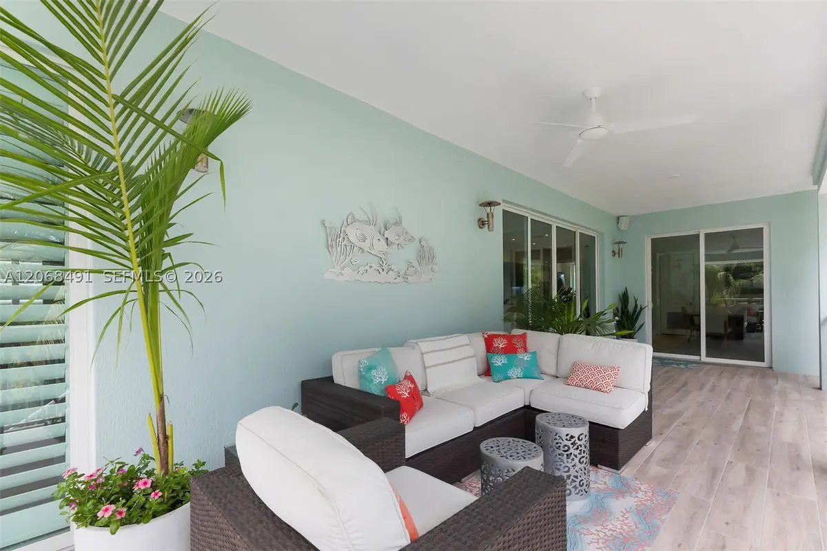 122 S Bahama Dr, Duck Key, FL 33050 - #1