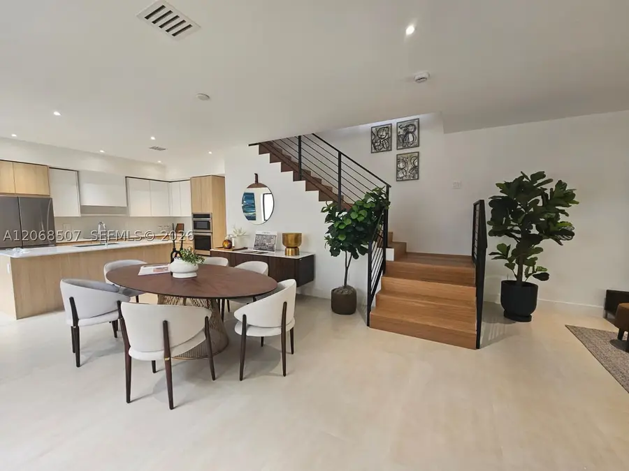 2927 SW 36th Ave, Miami, FL 33133 - #2