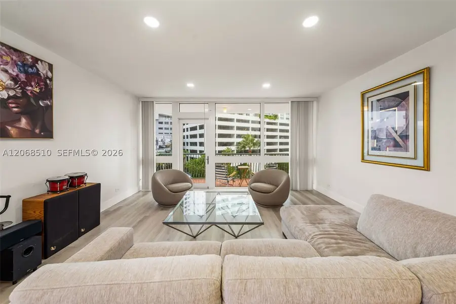 1408 Brickell Bay Dr #518, Miami, FL 33131 - #2