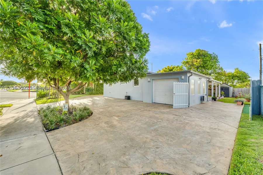 4275 SW 87th Ave, Miami, FL 33165 - #2