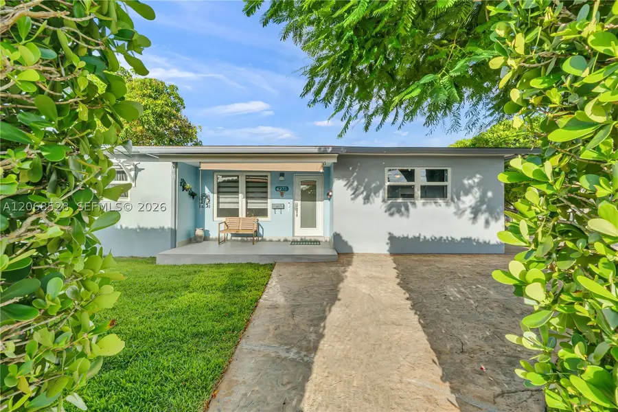 4275 SW 87th Ave, Miami, FL 33165 - #3