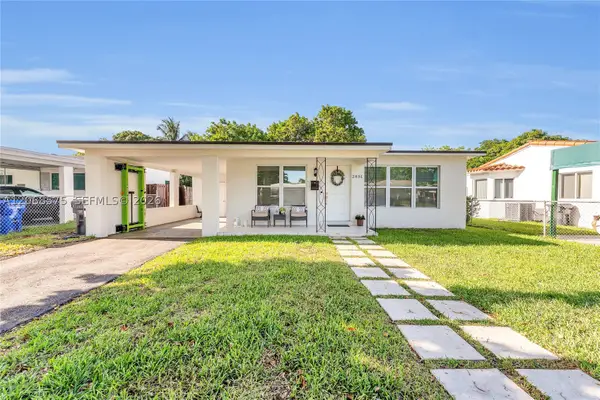 2851 Washington St, Hollywood, FL 33020