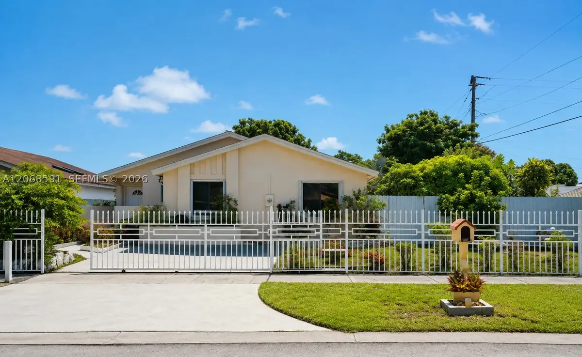 19226 SW 123rd Ave, Miami, FL 33177 - #1