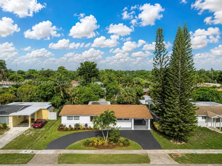 621 SW 30th Ave, Fort Lauderdale, FL 33312 - #3