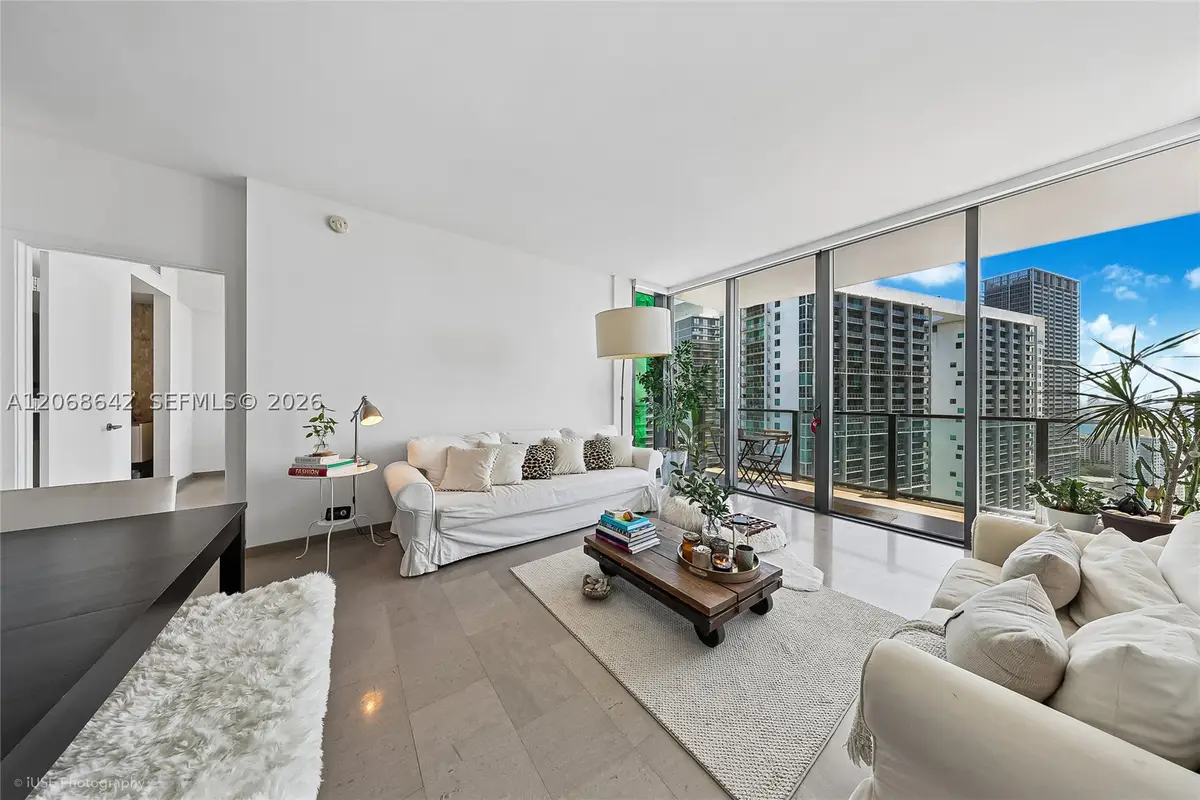 68 SE 6th St #2909, Miami, FL 33131 - #1