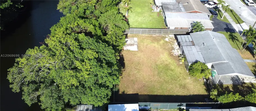 11935 SW 37th St, Miami, FL 33175 - #3