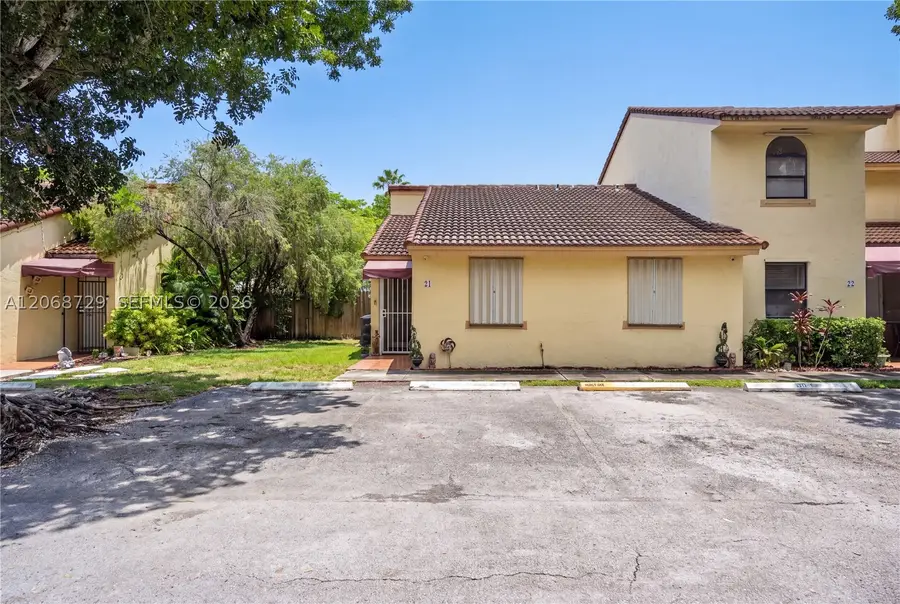 2050 SW 122nd Ave #21, Miami, FL 33175 - #2