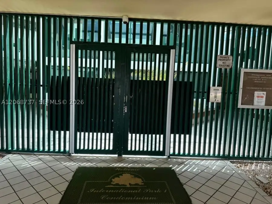 11780 SW 18th St #215-2, Miami, FL 33175 - #3