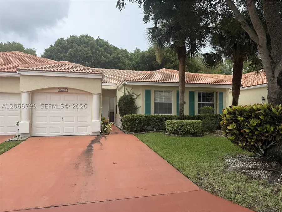 6207 Petunia Rd, Delray Beach, FL 33484 - #2