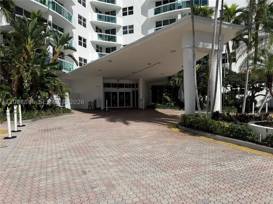 3001 S Ocean Dr #421, Hollywood, FL 33019 - #2
