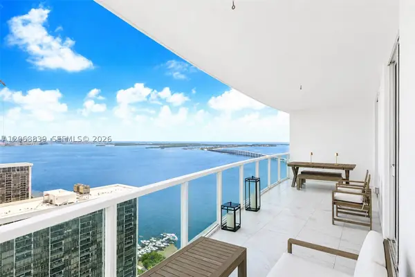 2101 Brickell Ave #3202, Miami, FL 33129