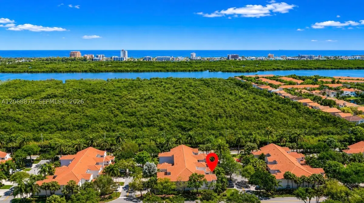 1135 Cherrypalm Ln, Hollywood, FL 33019 - #1