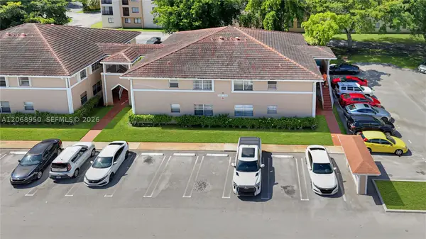 10168 Twin Lakes Dr #13-A, Coral Springs, FL 33071