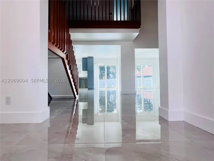 750 SW 98th Ave, Pembroke Pines, FL 33025 - #2