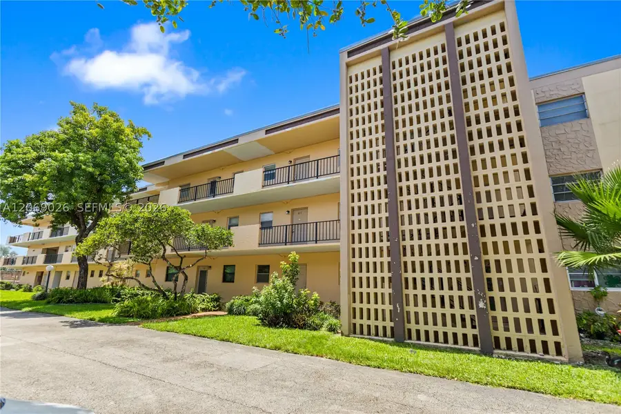 201 Berkley Rd #309, Hollywood, FL 33024 - #2
