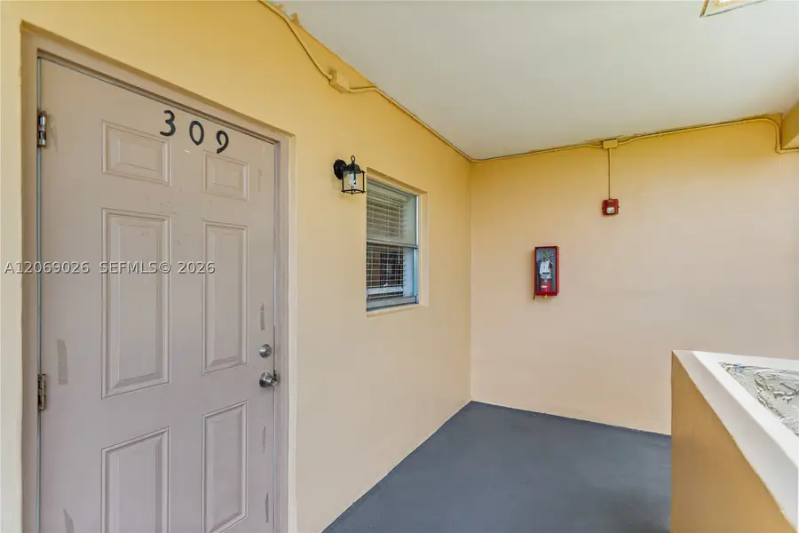 201 Berkley Rd #309, Hollywood, FL 33024 - #3
